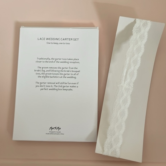 Miss to Mrs lace rhinestone pearl bridal wedding garter set gift - Picture 4 of 4